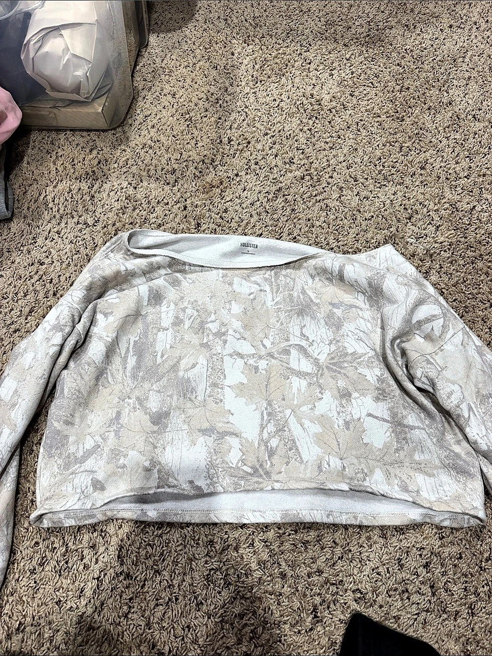 Hollister Easy Double Off-the-Shoulder Camo Sweatshirt Small